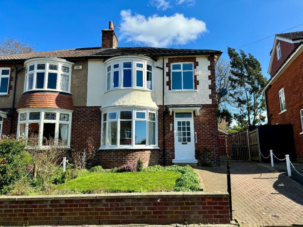3 bedroom semidetached house for sale in Greenmount Road, Darlington, DL3