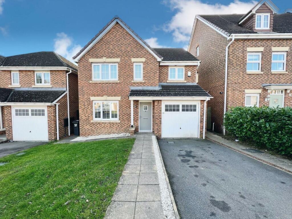 4 bedroom detached house for sale in Beckwith Close, Spennymoor, DL16