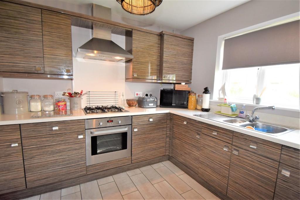 3 bedroom semidetached house for sale in Studley Drive, Spennymoor, DL16