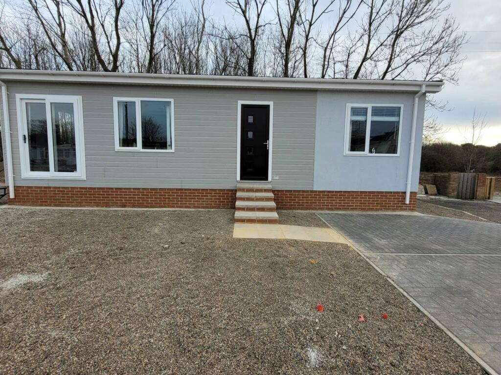 2 bedroom park home for sale in Angel of the North Residential Park