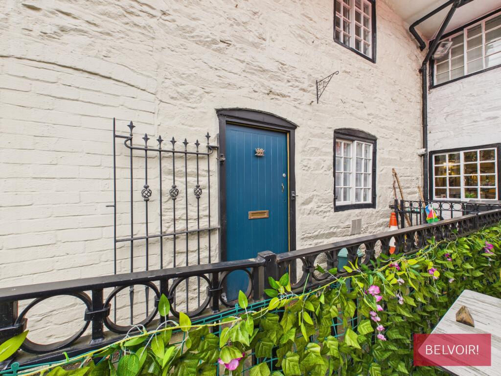 Main image of property: Castle Street, Llangollen, LL20