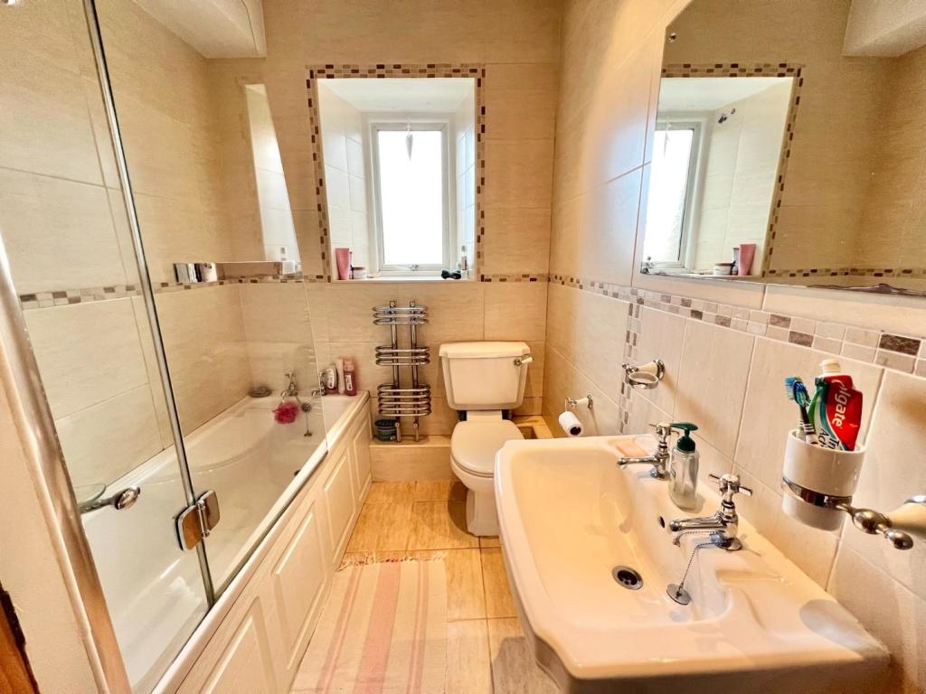 4 bedroom detached house for sale in East End, Wolsingham, Weardale, DL13