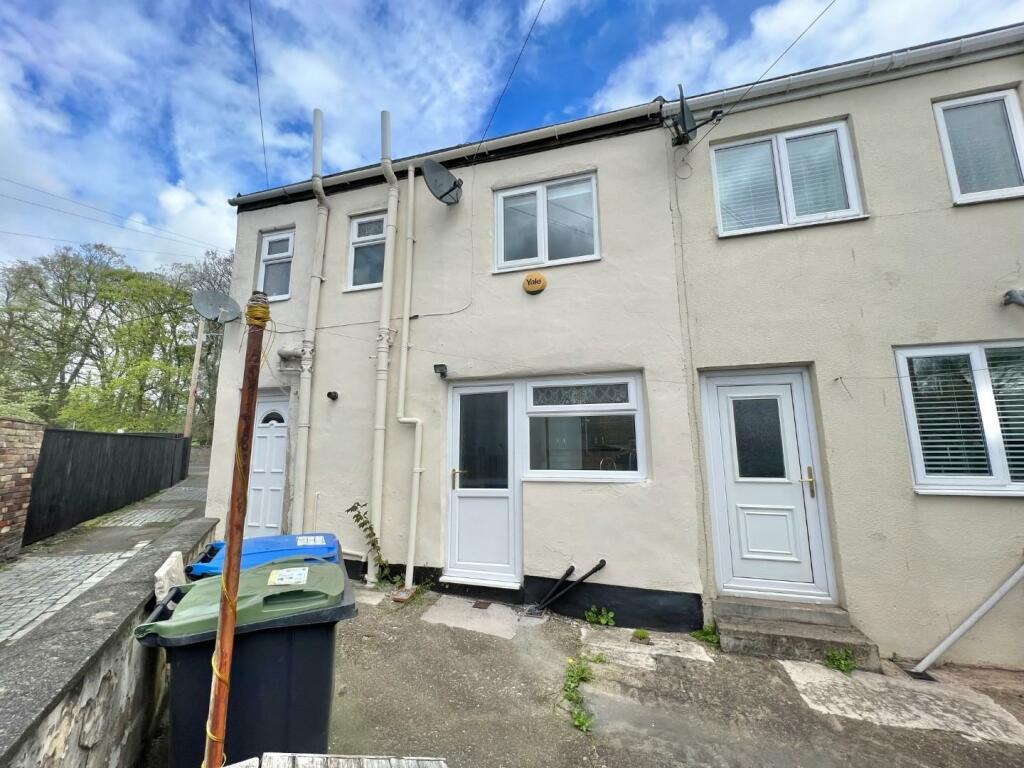 2 bedroom terraced house for sale in Railway Street, Howden Le Wear, Crook, DL15