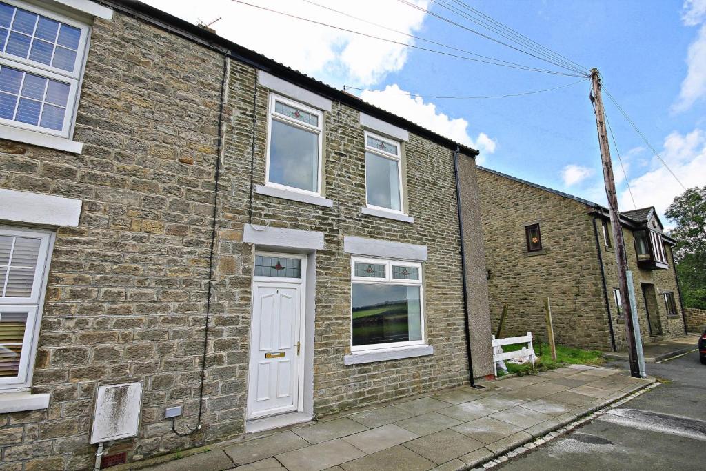 3 bedroom end of terrace house for sale in Elm Park Terrace, Tow Law