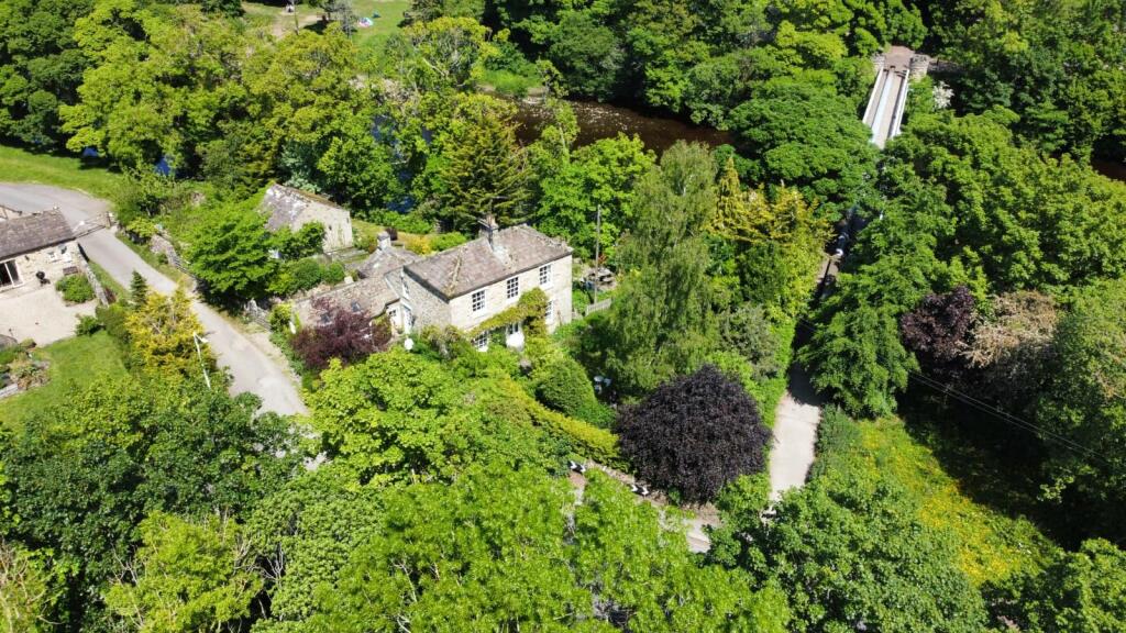 3 bedroom detached house for sale in Lartington Lane, Barnard Castle