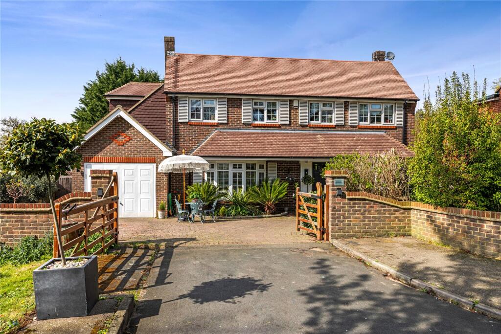 Main image of property: Evelyn Way, Cobham, KT11