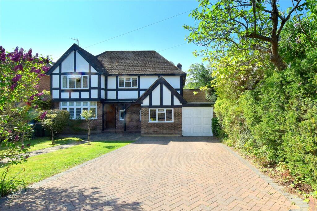 Main image of property: Links Green Way, Cobham, KT11