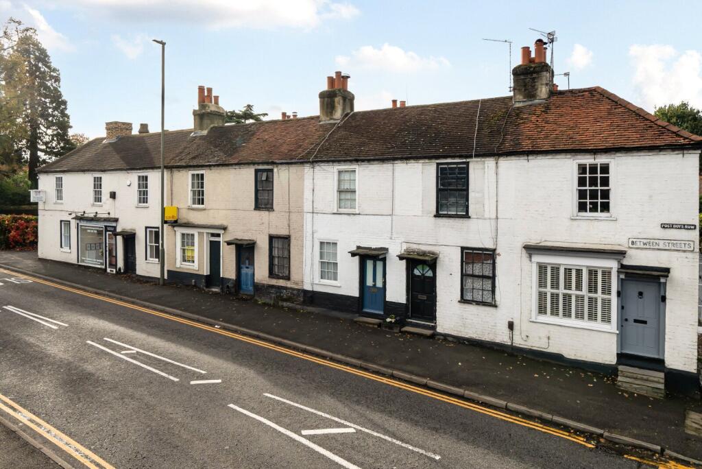 Main image of property: Between Streets, Cobham, KT11