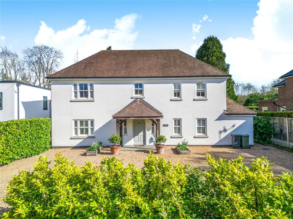 Main image of property: The Highlands, East Horsley, KT24