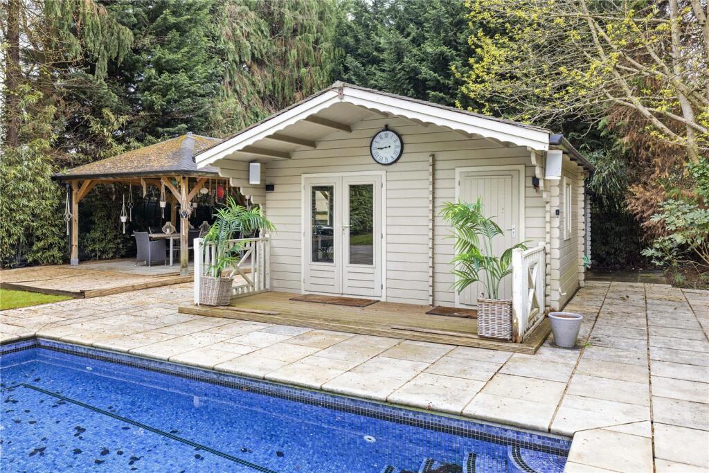 6 bedroom detached house for sale in Moles Hill, Crown Estate, Oxshott