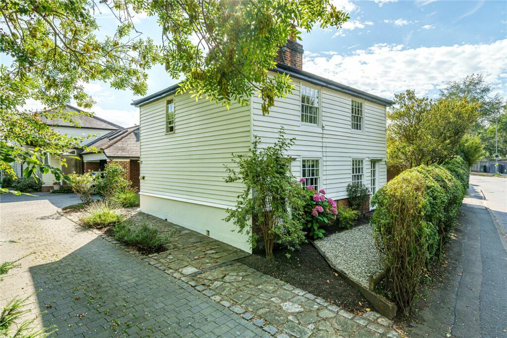 3 bedroom detached house for sale in Milbourne Lane, Esher, KT10