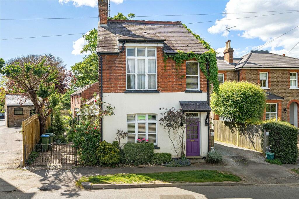 4 bedroom detached house for sale in West End Lane, Esher, KT10