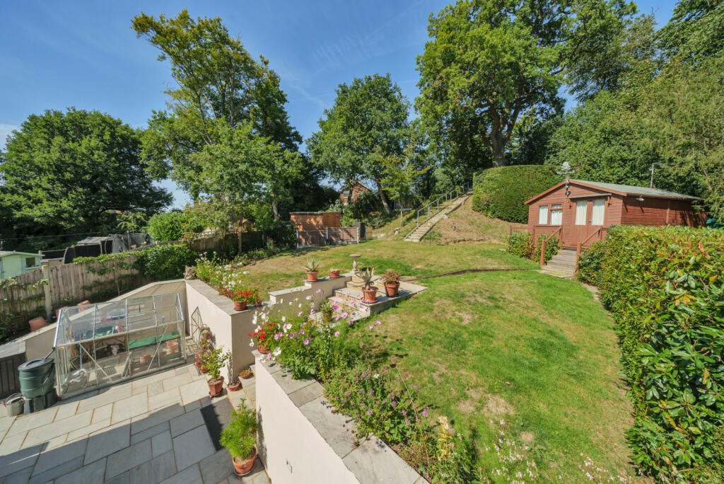 3 bedroom detached house for sale in Malus Close, Rowtown, Addlestone, KT15