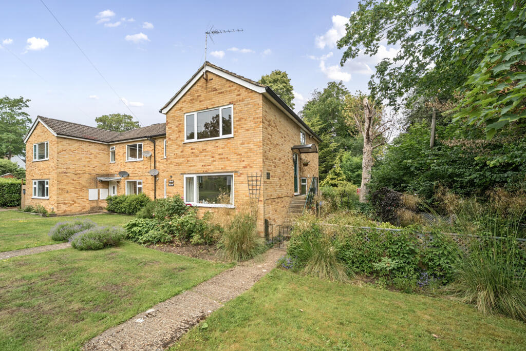 Main image of property: Barrie House, Hartland Road, Rowtown, KT15