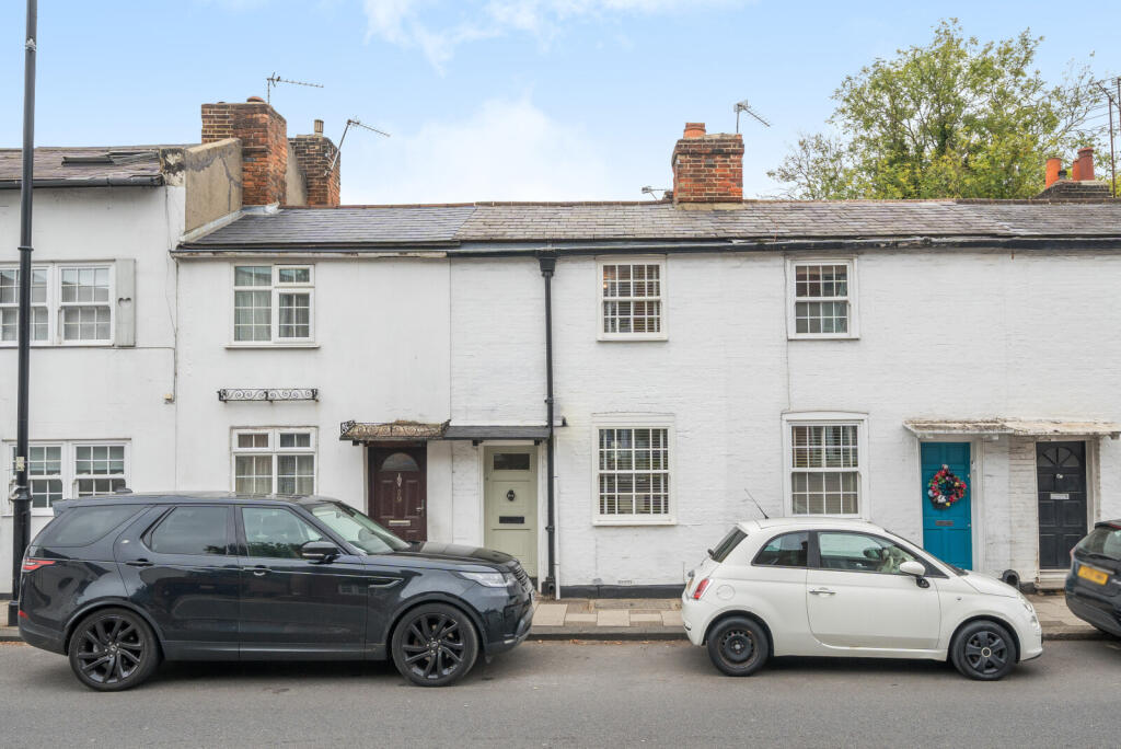 Main image of property: London Street, Chertsey, KT16
