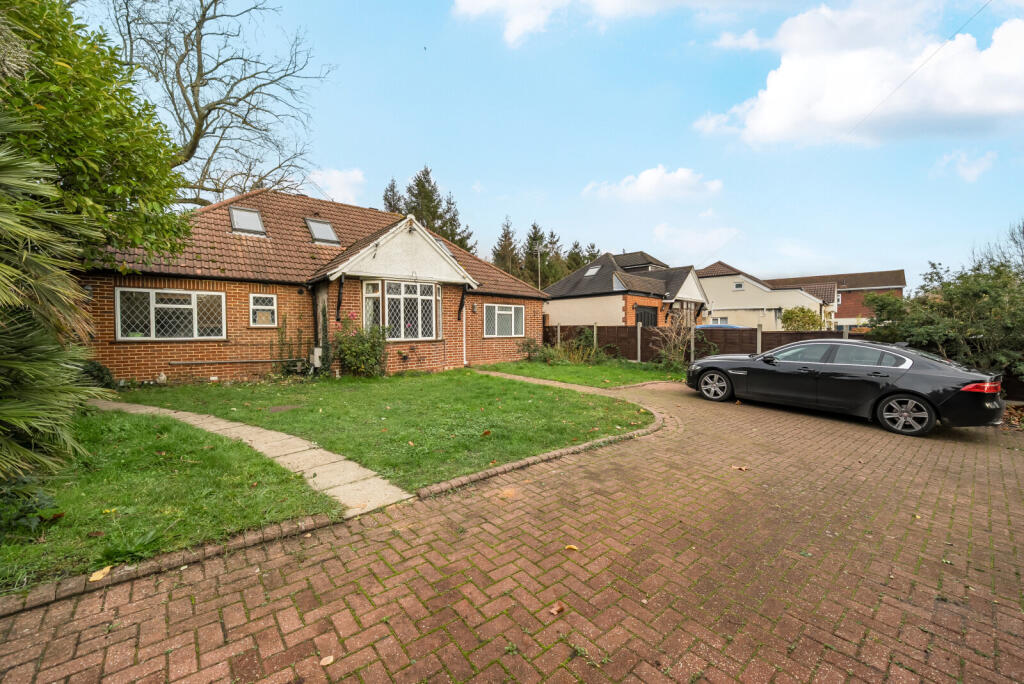 Main image of property: Green Lane, Chertsey, KT16
