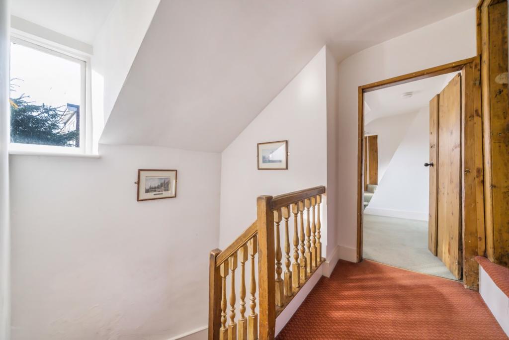 3 bedroom semidetached house for sale in Church Square, Shepperton, TW17