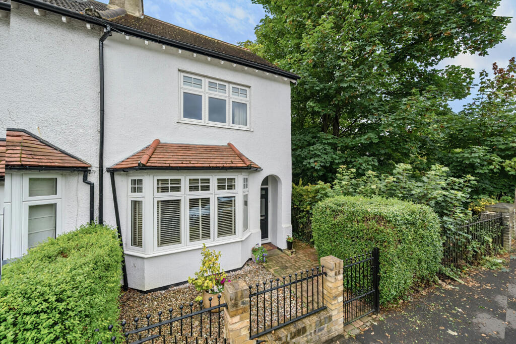 3 bedroom end of terrace house for sale in Burtons Road, Hampton Hill, TW12