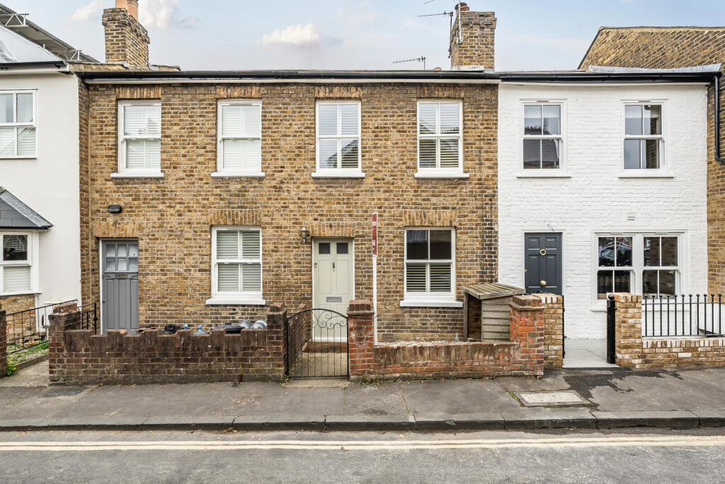 Main image of property: Gomer Place, Teddington, TW11