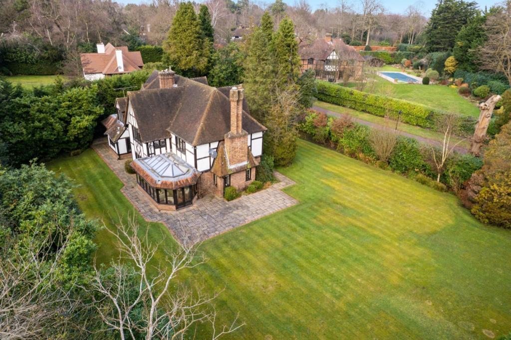 7 bedroom detached house for sale in Silverdale Avenue, Ashley Park