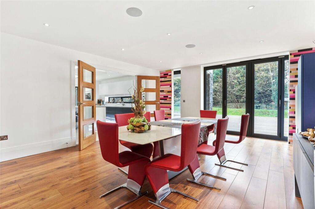 5 bedroom detached house for sale in Esher Road, Hersham, WaltononThames, KT12