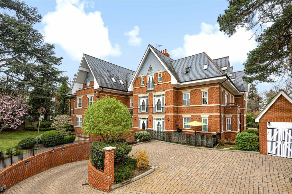 2 bedroom apartment for sale in Ascent House, Ellesmere Road, Weybridge