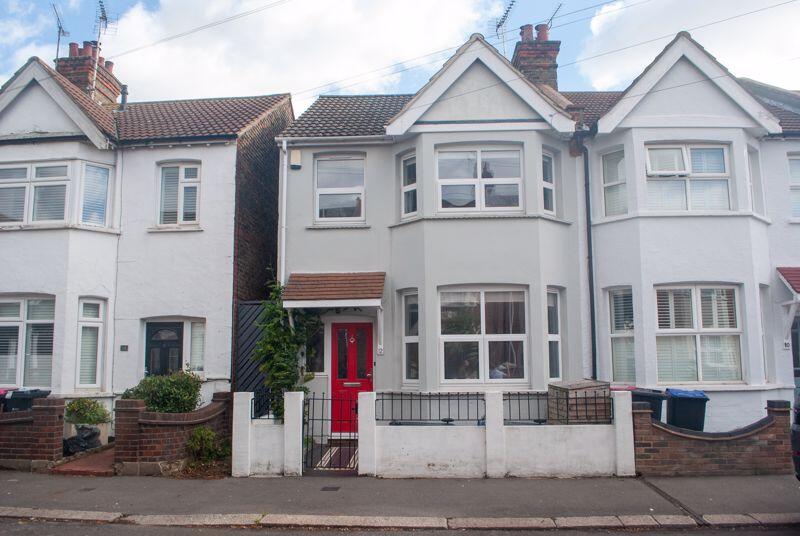 Main image of property: Lansdowne Avenue, Leigh-On-Sea