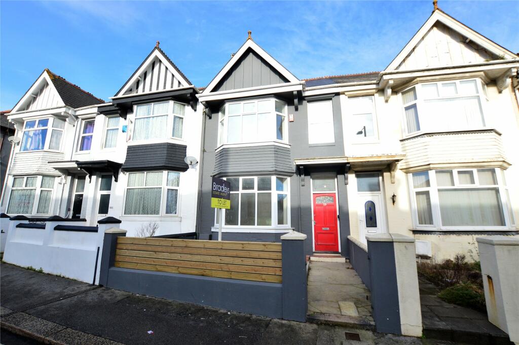5 bedroom terraced house for rent in Mount Gould Road, Plymouth, Devon, PL4