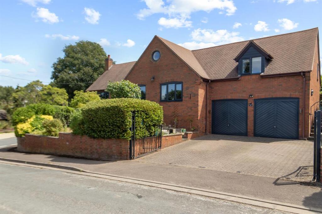 Main image of property: Foresters End, Bromsberrow Heath, Ledbury, Herefordshire, HR8 1NX