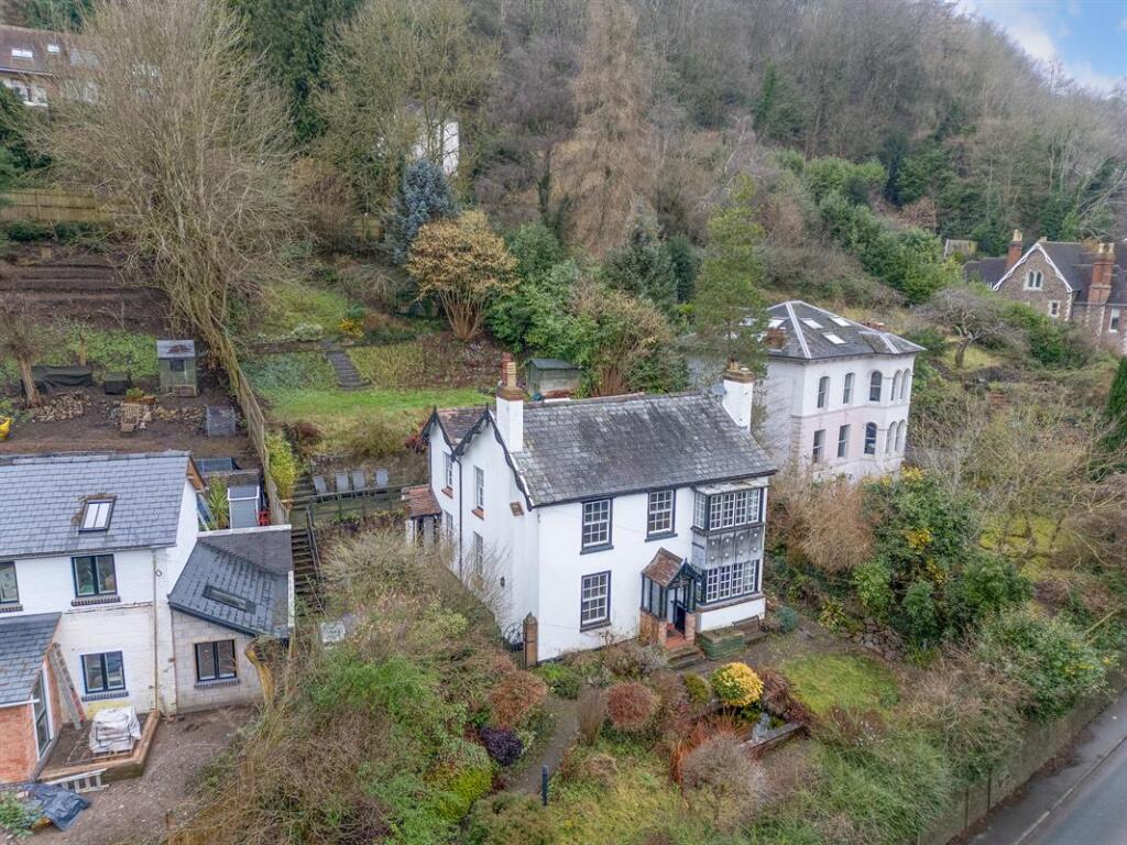 Main image of property: Wells Road, Malvern, Worcestershire, WR14 4PG