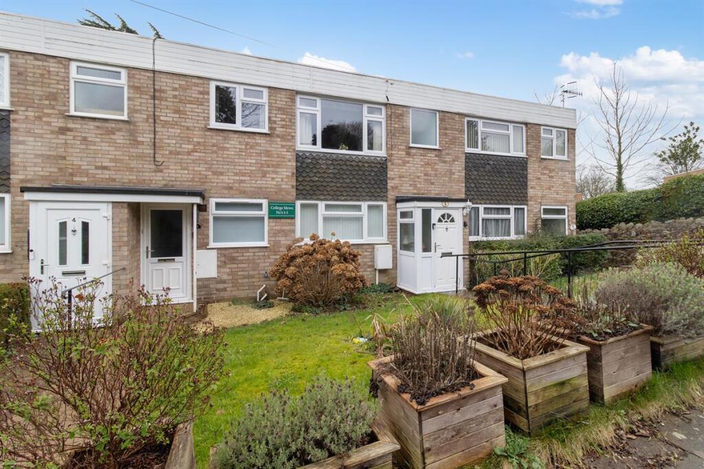 Main image of property: 5 College Mews, Somers Road, Malvern, Worcestershire, WR14