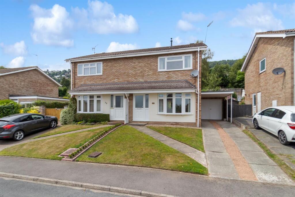 Main image of property: 36 Walnut Crescent, Malvern, Worcestershire, WR14