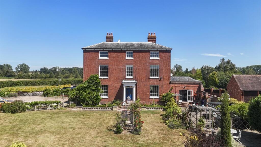 Main image of property: Old Farmhouse, Main Road, Worcester, Worcestershire, WR5 3PA