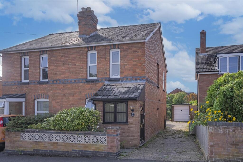 Main image of property: 56 Wedderburn Road, Malvern, Worcestershire, WR14