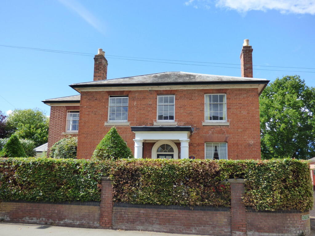 Main image of property: Royal Oak Gardens, Malvern, Worcestershire, WR14
