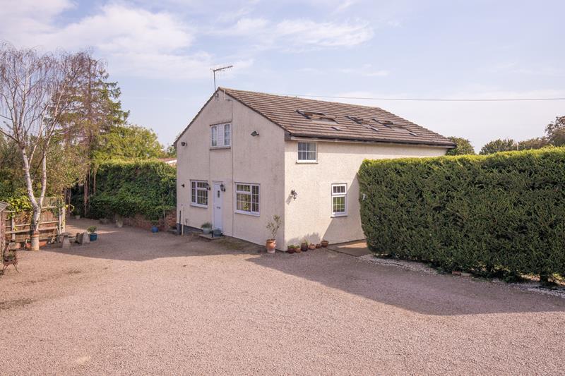 11 bedroom detached house for sale in Edgefield, Old Road, Whittington