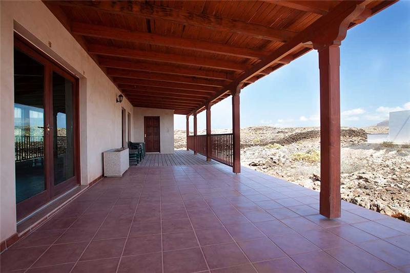 8 bedroom house for sale in Canary Islands, Fuerteventura, El Cotillo
