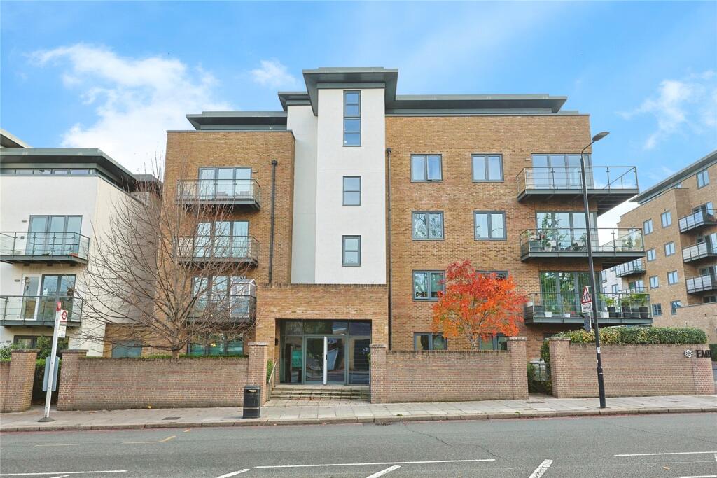 Main image of property: Sheen House, 87 Roehampton Lane, London, SW15