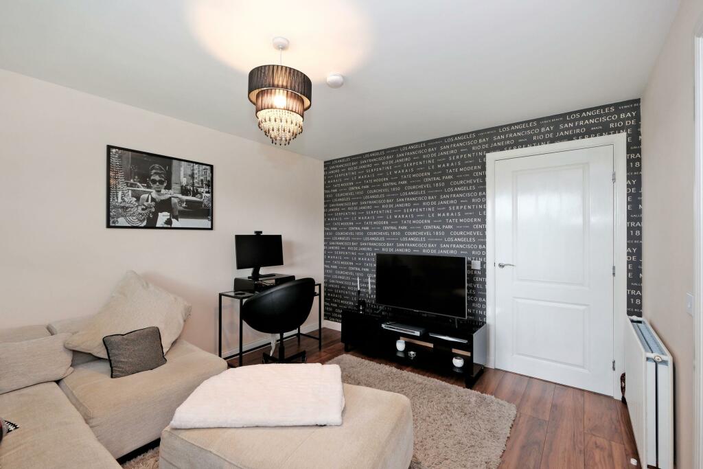 Additional property image - 38 Erroll Street, The City Centre, Aberdeen, AB24