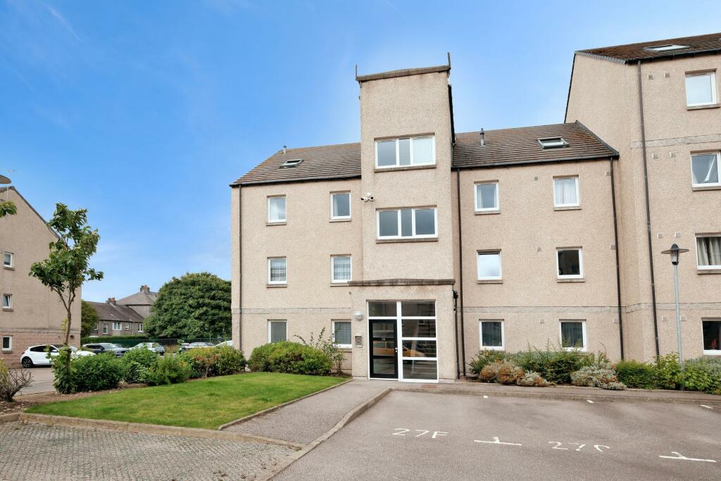Additional property image - 38 Erroll Street, The City Centre, Aberdeen, AB24