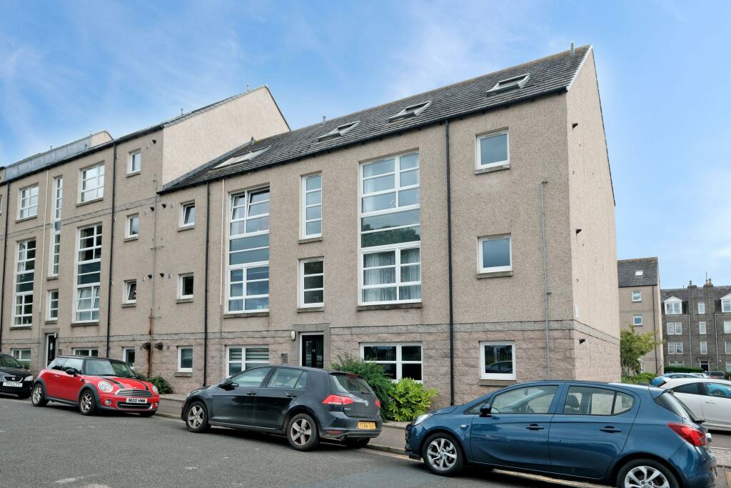 Additional property image - 38 Erroll Street, The City Centre, Aberdeen, AB24