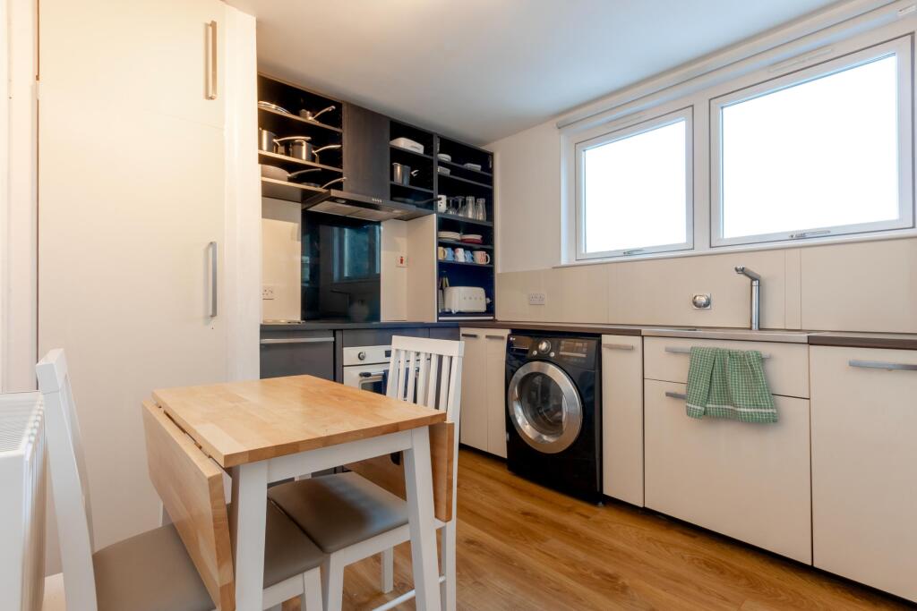 Additional property image - 6 Bonnymuir Place, Midstocket, Aberdeen, AB15