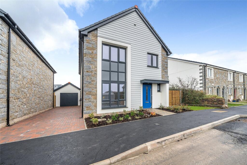 Main image of property: Gwel Tregennow, Tregenna Lea, Camborne, Cornwall