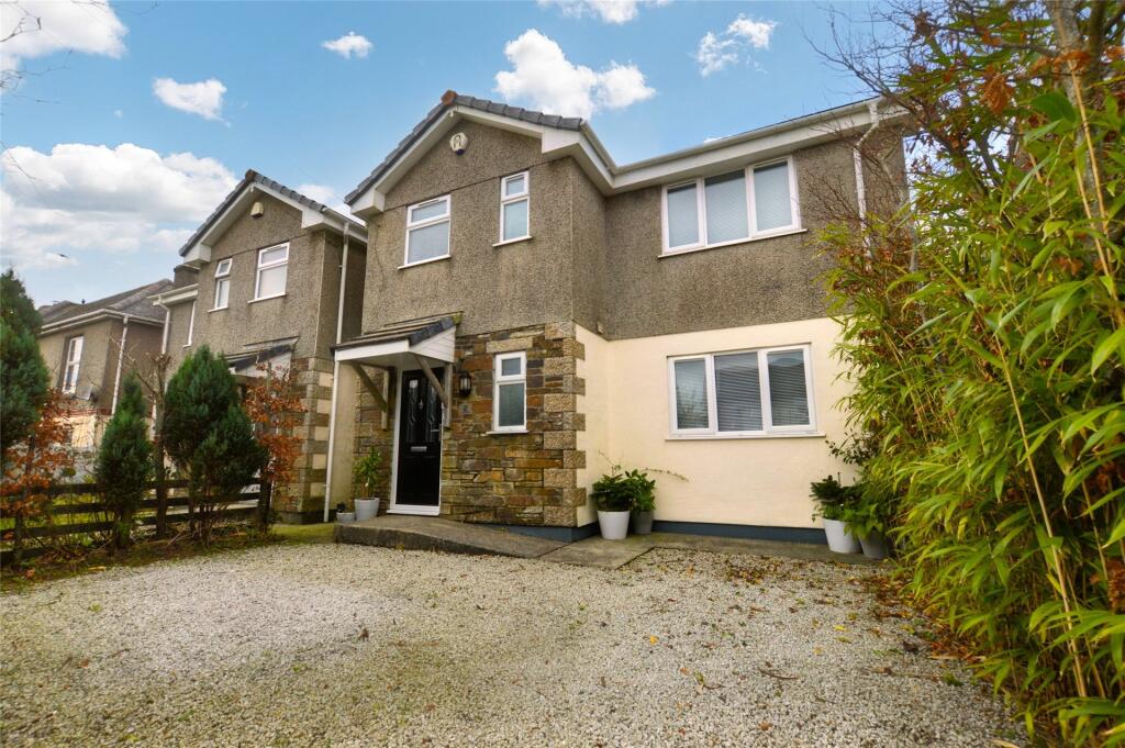4 bedroom detached house