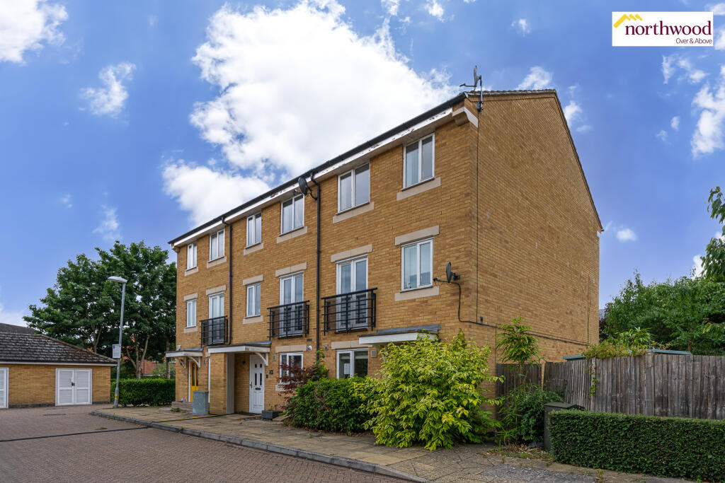 Main image of property: Wander Wharf, Kings Langley, WD4