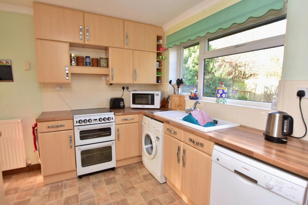 3 bedroom bungalow for sale in Oaklea, Honiton, Devon, EX14