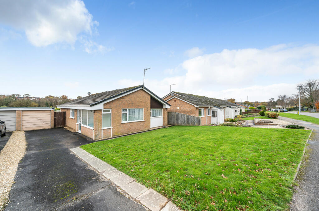 3 bedroom bungalow for sale in Honiton Bottom Road, Honiton, Devon, EX14