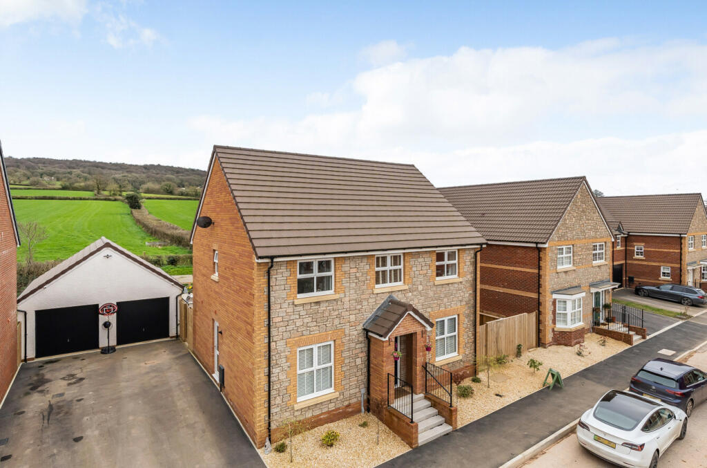 4 bedroom detached house for sale in Meadow Acre Road, Gittisham, Honiton, Devon, EX14