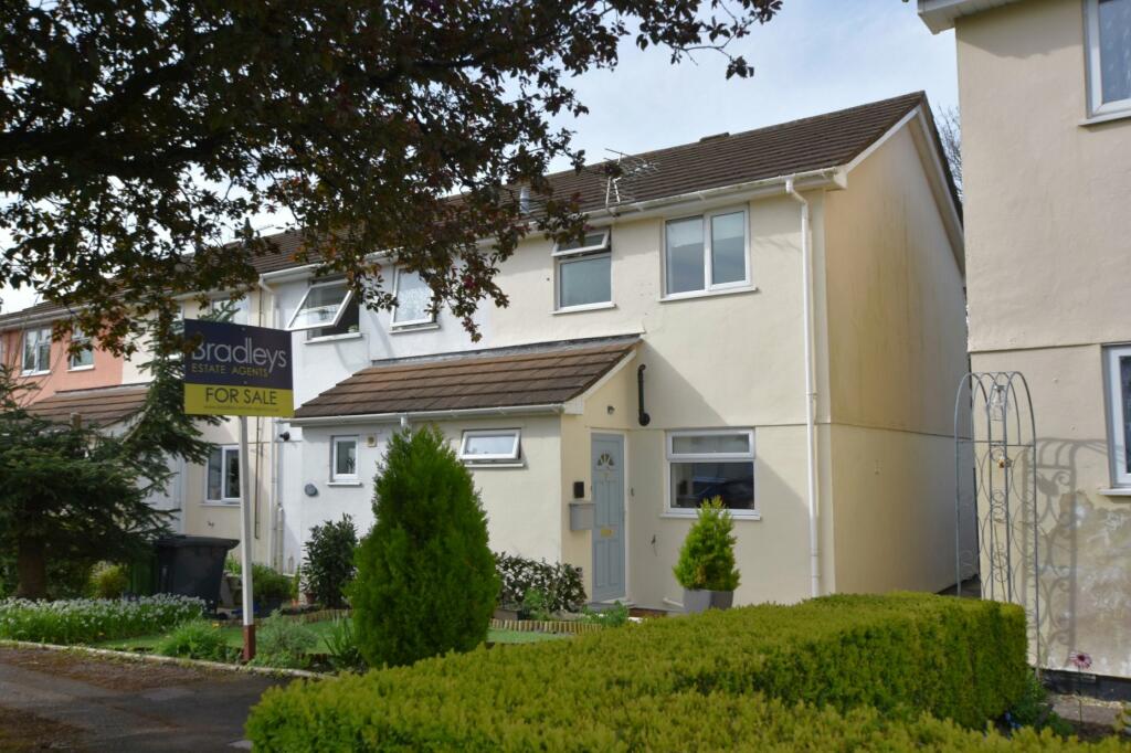 Main image of property: Rosewell Close, Honiton, Devon