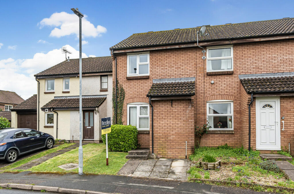 2 bedroom terraced house for sale in Hazelwood Close, Honiton, Devon, EX14